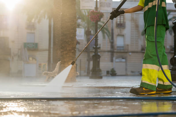 Animal Enclosure Cleaning in Aransas Pass, TX